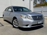 Used 2011 Toyota Avalon Limited image 4