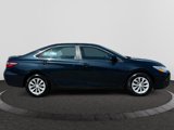 Used 2017 Toyota Camry LE image 3