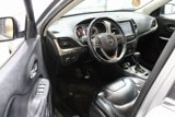 Used 2017 Jeep Cherokee Limited image 2