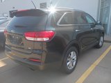 Used 2017 Kia Sorento LX image 3