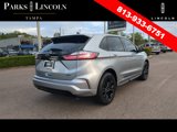 Used 2024 Ford Edge SE w/ Black Appearance Package image 4