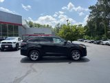 Certified 2015 Toyota Highlander Plus image 2
