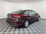 Used 2017 Kia Forte LX image 3