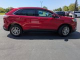 Used 2022 Ford Edge SEL w/ Convenience Package image 3