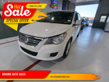 Used 2012 Volkswagen Routan SE image 2