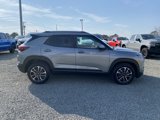 New 2025 Chevrolet TrailBlazer LT w/ Convenience Package image 2