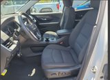Used 2023 GMC Terrain SLE w/ Driver Convenience Package image 6