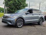 Used 2023 Volkswagen Tiguan SE image 5