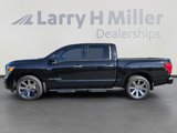 Used 2022 Nissan Titan SV w/ SV Convenience Package image 2