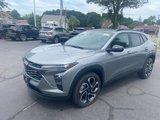 New 2025 Chevrolet Trax RS w/ Sunroof Package image 2
