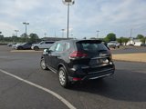 Used 2018 Nissan Rogue S image 5