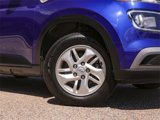 Used 2020 Hyundai Venue SEL image 3