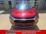 Used 2025 Chevrolet Trax LT image 2