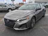 Used 2024 Nissan Altima 2.5 SV image 3