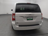 Used 2016 Chrysler Town & Country Touring image 6