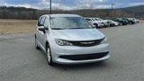 Used 2023 Chrysler Voyager LX image 3