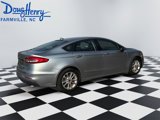 Used 2020 Ford Fusion SE image 5