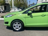 Used 2015 Ford Fiesta SE image 2