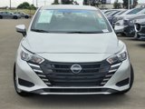 Used 2023 Nissan Versa SV image 2