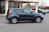 Used 2017 Kia Soul + image 4