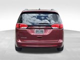 Used 2021 Chrysler Voyager Lxi image 4