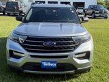 Used 2020 Ford Explorer XLT w/ Equipment Group 202A image 2