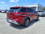 Used 2022 Nissan Pathfinder SL w/ Lighting Package (N92) image 6