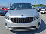 Used 2017 Kia Sedona LX w/ LX Essentials Premium Package image 2