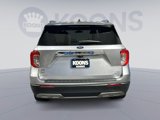 Used 2021 Ford Explorer XLT w/ Equipment Group 202A image 5