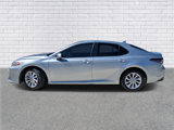 Used 2023 Toyota Camry LE image 2