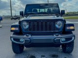 New 2025 Jeep Gladiator Sport image 3
