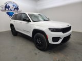 New 2025 Jeep Grand Cherokee Altitude image 3
