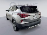 Used 2021 Kia Seltos LX image 4