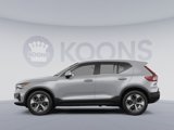Used 2024 Volvo XC40 B5 Plus image 2