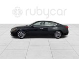 Used 2023 Nissan Altima 2.5 SV image 2