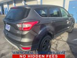 Used 2017 Ford Escape SE image 3