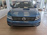 Used 2020 Volkswagen Tiguan SE w/ Panoramic Sunroof Package image 3