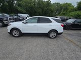 Used 2018 Chevrolet Equinox LT image 2