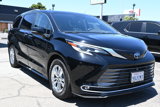Used 2022 Toyota Sienna Platinum image 2