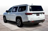 Used 2022 Jeep Wagoneer Series III image 2
