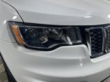 Used 2020 Jeep Grand Cherokee Laredo image 4