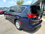 Used 2017 Chrysler Pacifica LX image 5