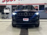 Used 2024 Jeep Compass Latitude w/ Sun and Sound Group image 5