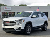Used 2023 GMC Terrain SLT image 2