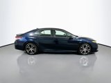 Used 2020 Toyota Camry SE image 4