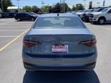Used 2023 Volkswagen Jetta SE image 4