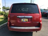 Used 2010 Chrysler Town & Country Touring image 3