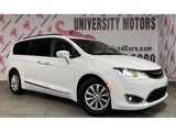 Used 2017 Chrysler Pacifica Touring-L image 3
