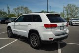 Used 2018 Jeep Grand Cherokee Laredo image 3