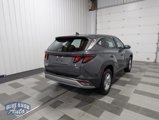 Used 2025 Hyundai Tucson SE image 4